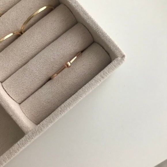 Mejuri gold stackable ring - Picture 2 of 3